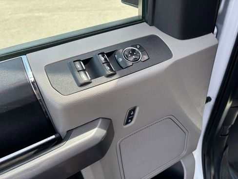Used 2018 Ford F550 4x4 Crew Cab Super Duty image 19