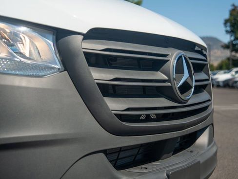 Used 2024 Mercedes-Benz Sprinter 144 Cargo image 14
