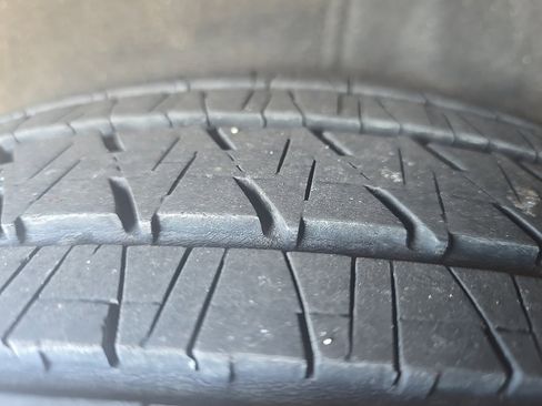 Used 2018 Chevrolet Traverse LT image 9