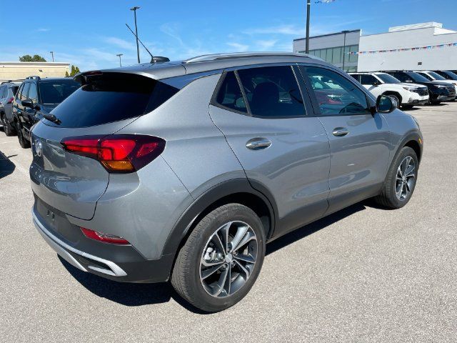 Used 2023 Buick Encore GX Select w/ Safety Package II FWD image 5