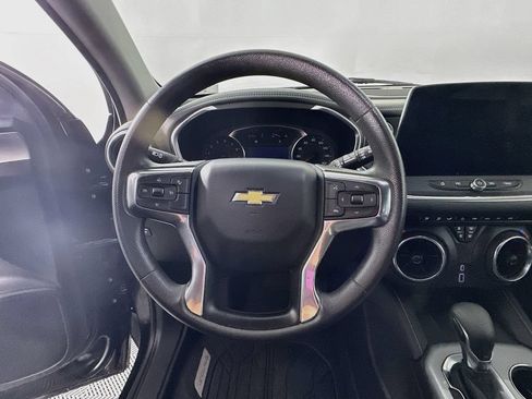 Used 2023 Chevrolet Blazer LT w/ Convenience Package FWD image 16