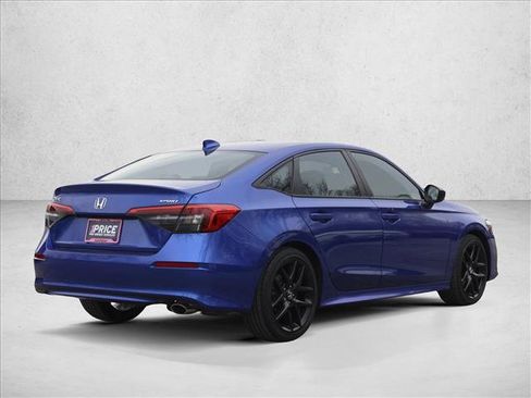 Used 2023 Honda Civic Sport image 5