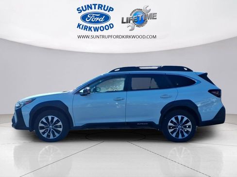 Used 2023 Subaru Outback Limited image 18