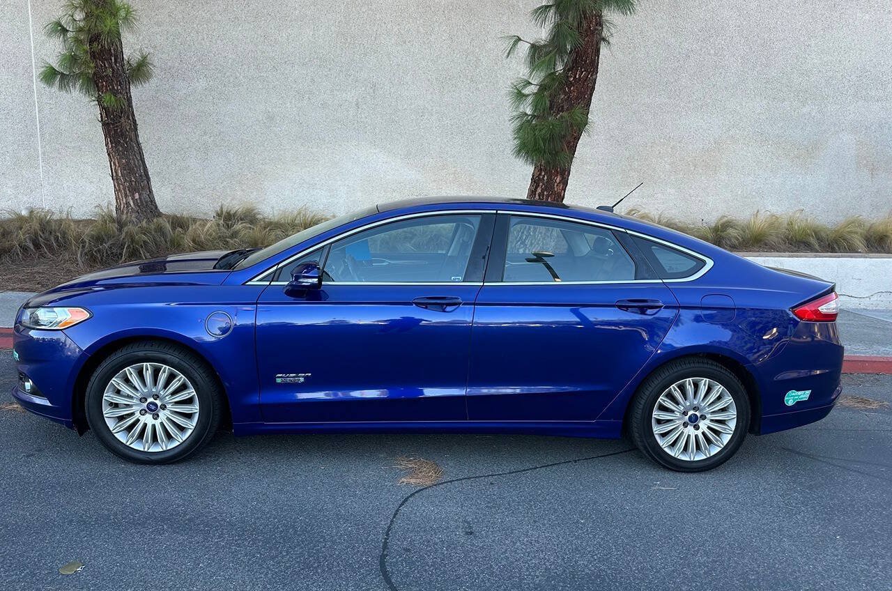 Used 2013 Ford Fusion Energi SE FWD image 13