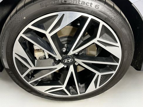 Used 2024 Hyundai Ioniq 6 SEL image 11