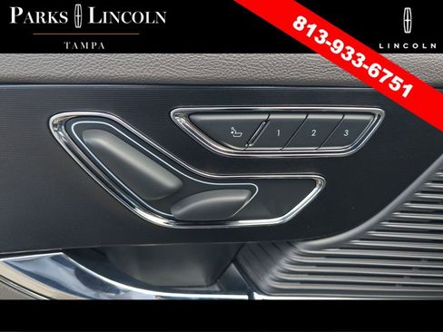 Certified 2020 Lincoln Corsair FWD w/ Rear Removable Package Tray image 18