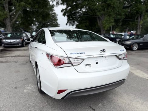 Used 2014 Hyundai Sonata Hybrid FWD image 7