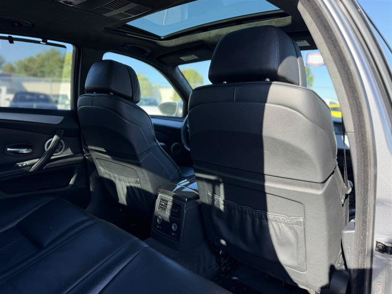 Used 2008 BMW M5 RWD image 42