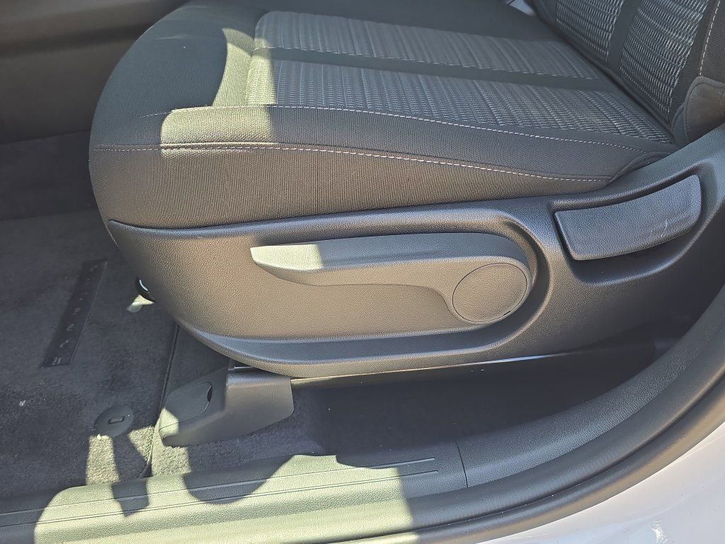 New 2026 Kia Sorento LX FWD image 19
