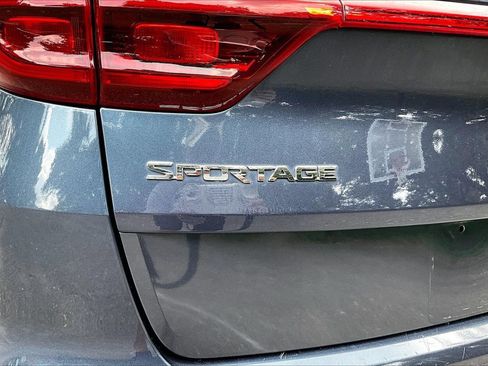 Used 2020 Kia Sportage LX FWD image 26