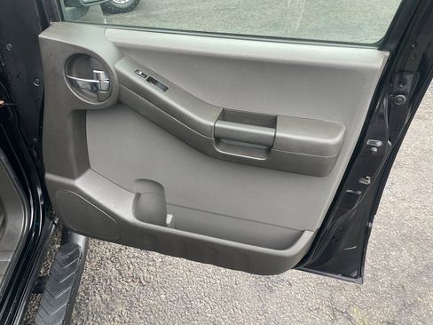 Used 2006 Nissan Xterra S image 28