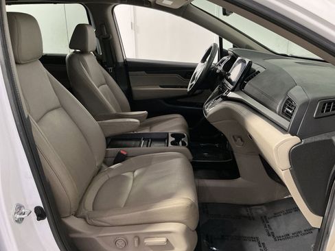 Used 2023 Honda Odyssey EX-L image 27