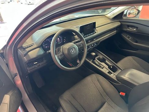 Used 2023 Honda Accord EX image 11