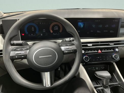 Used 2025 Hyundai Tucson SEL image 14