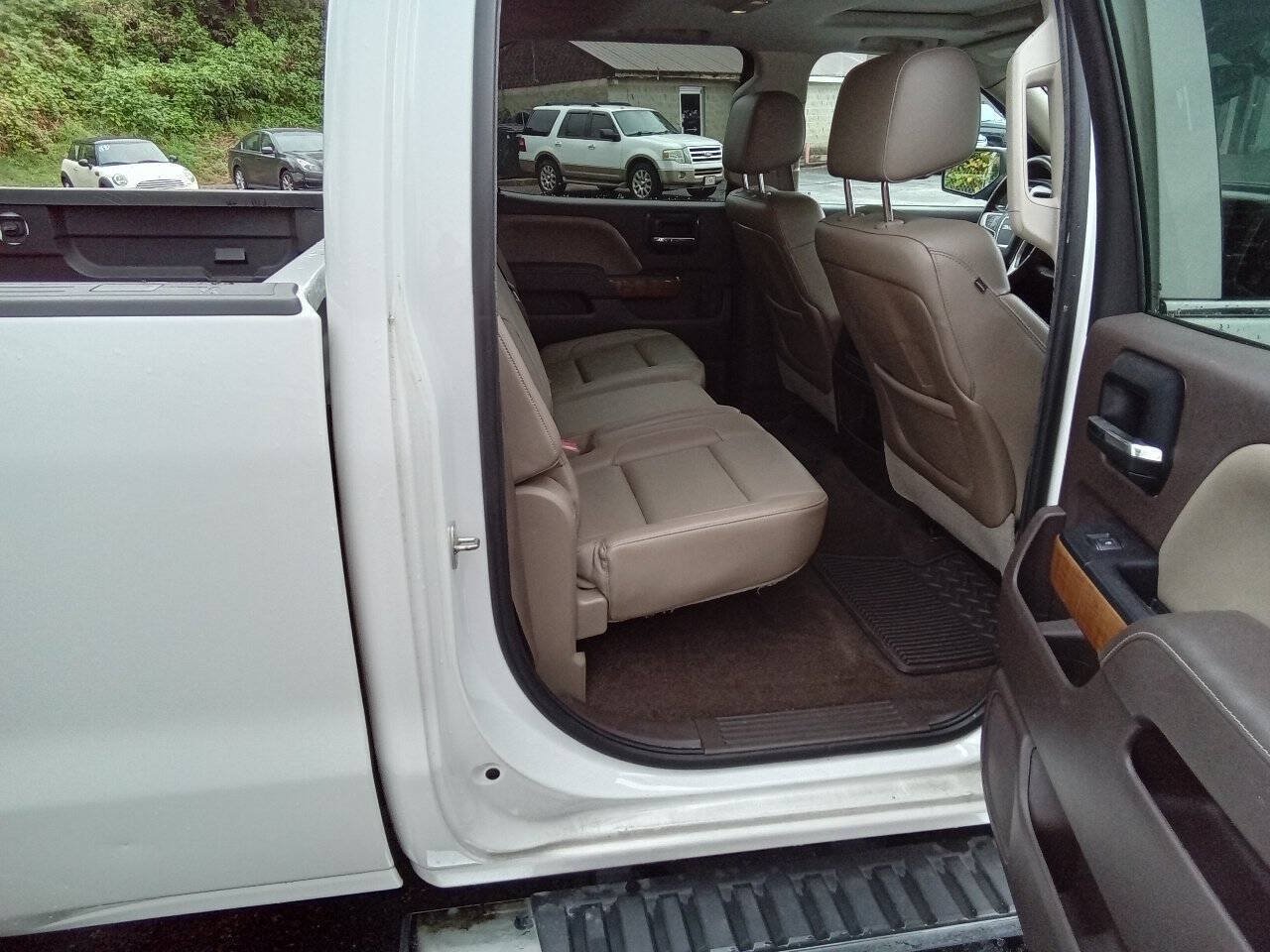 Used 2014 GMC Sierra 1500 SLT w/ SLT Preferred Package AWD/4WD image 6