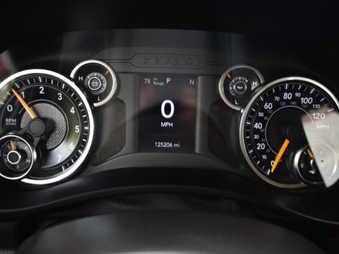 Used 2019 RAM 2500 Big Horn RWD image 12
