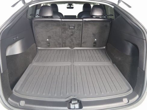 Used 2022 Tesla Model Y Performance image 51