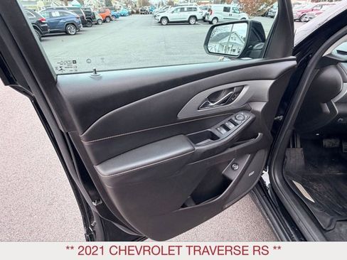 Used 2021 Chevrolet Traverse RS w/ LPO, Floor Liner Package image 18