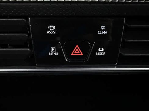 Used 2025 Volkswagen Atlas SEL Premium R-Line AWD/4WD image 29