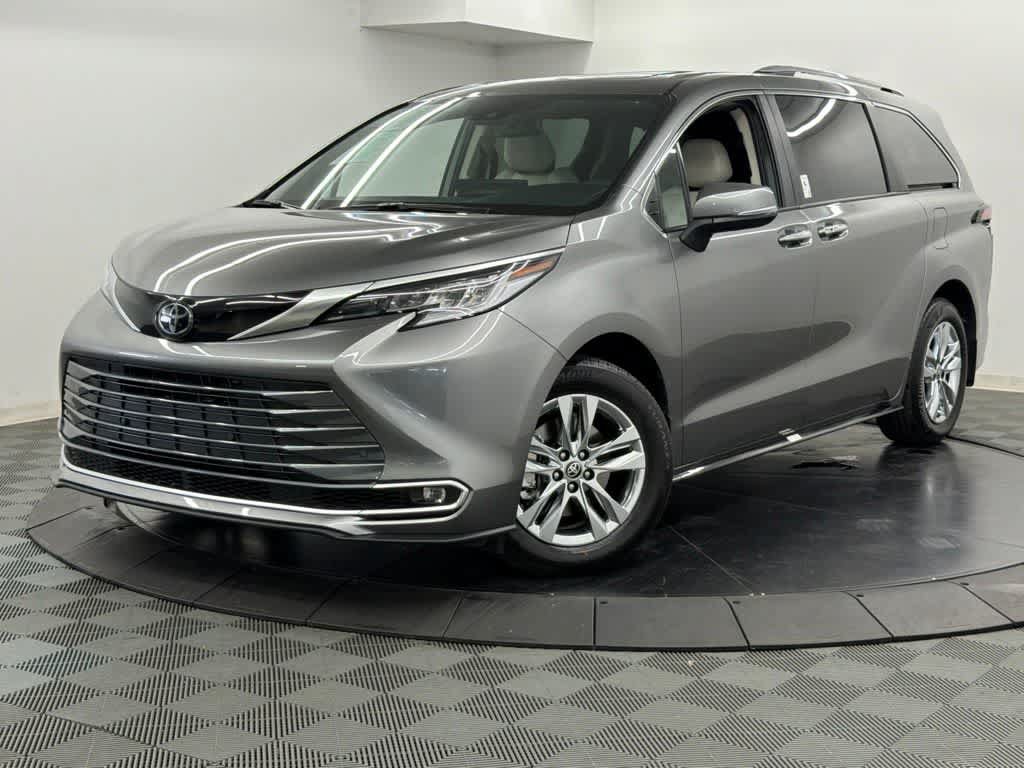 Certified 2026 Toyota Sienna Limited FWD image 3