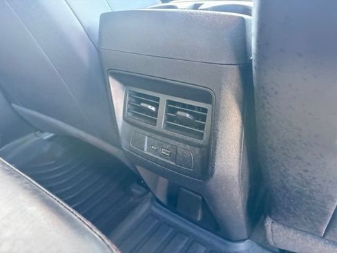 Used 2024 Chevrolet Colorado Z71 w/ Advanced Trailering Package AWD/4WD image 28