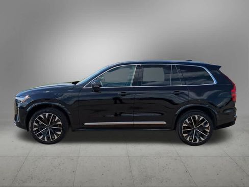 Certified 2026 Volvo XC90 B6 Plus AWD/4WD image 3