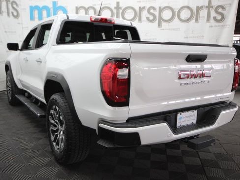 Used 2023 GMC Canyon Denali image 4