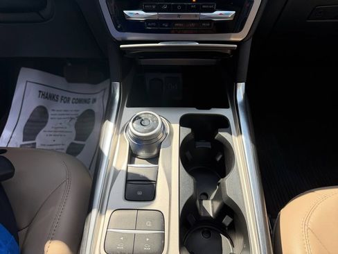 Used 2022 Ford Explorer XLT w/ Equipment Group 202A RWD image 15