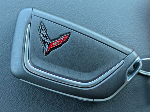 Used 2025 Chevrolet Corvette Stingray Coupe w/ 1LT image 21