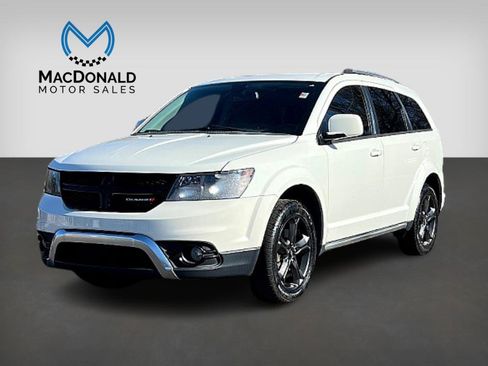 Used 2019 Dodge Journey Crossroad FWD image 1