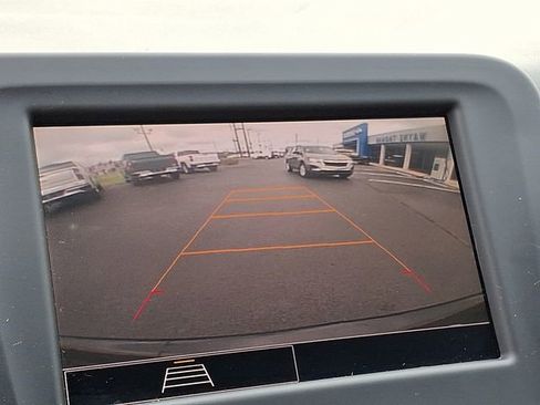 Used 2022 Chevrolet Equinox LS w/ LS Convenience Package image 17