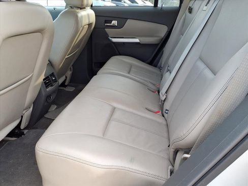 Used 2013 Ford Edge SEL image 25