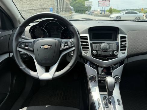 Used 2014 Chevrolet Cruze LT w/ RS Package FWD image 22