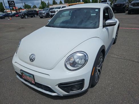 Used 2016 Volkswagen Beetle 1.8T Dune FWD image 1