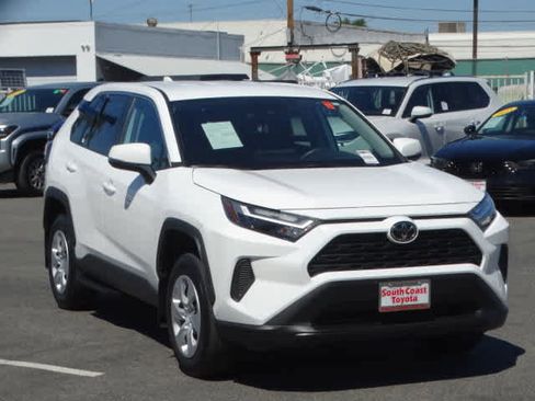 Used 2025 Toyota RAV4 LE image 2
