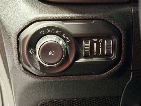 Used 2021 Jeep Wrangler Unlimited Sport AWD/4WD image 11