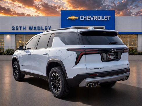New 2026 Chevrolet Traverse Z71 w/ Enhanced Driving Package AWD/4WD image 5