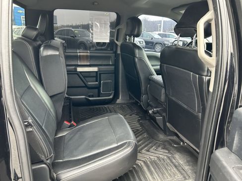 Used 2017 Ford F150 Lariat w/ Trailer Tow Package image 18