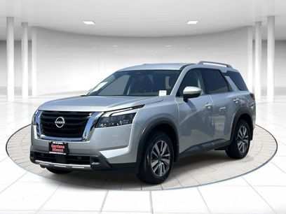 Certified 2025 Nissan Pathfinder SL
