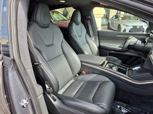 Used 2022 Tesla Model X Plaid AWD/4WD image 22