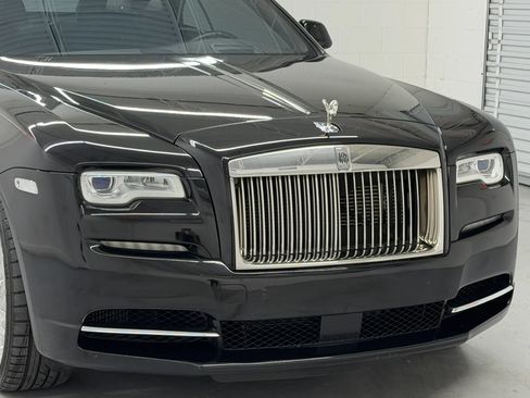 Used 2017 Rolls-Royce Dawn RWD image 41