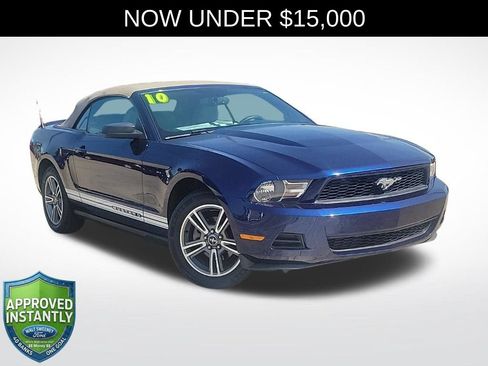 Used 2010 Ford Mustang Premium RWD image 1
