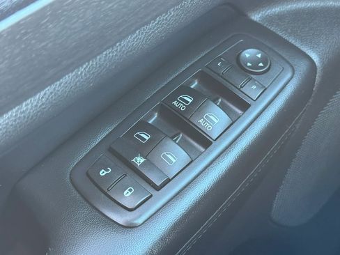 Used 2016 Jeep Grand Cherokee Laredo w/ Quick Order Package 23E image 38