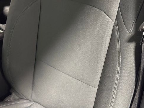 Used 2018 Jeep Wrangler Unlimited Sport S image 18