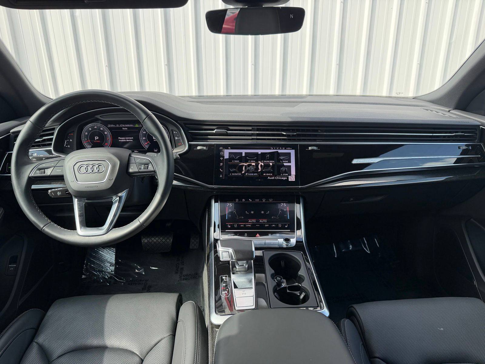 Used 2025 Audi Q8 Prestige w/ Prestige Package AWD/4WD image 13