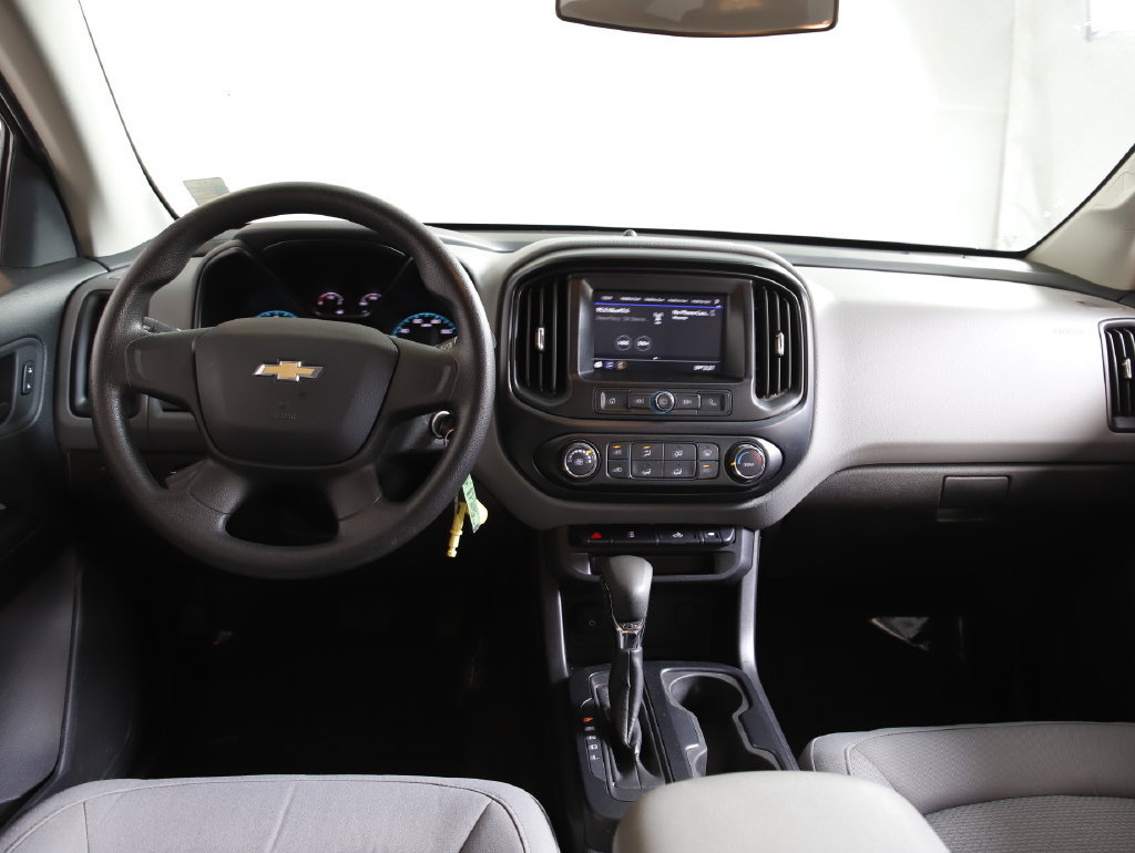 Used 2022 Chevrolet Colorado W/T AWD/4WD image 12