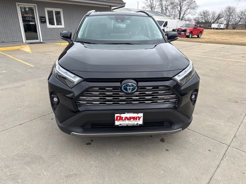 Used 2024 Toyota RAV4 Limited image 8