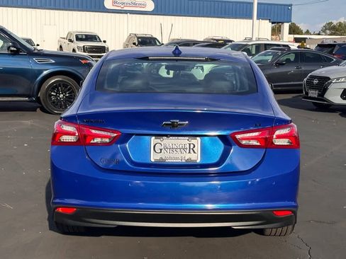 Used 2025 Chevrolet Malibu LT image 4