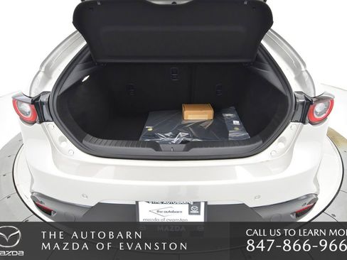 New 2026 MAZDA MAZDA3 Hatchback w/Premium Plus Pkg AWD/4WD image 34
