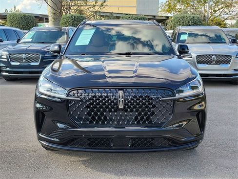 Certified 2025 Lincoln Aviator Black Label w/ Jet Appearance Package image 2